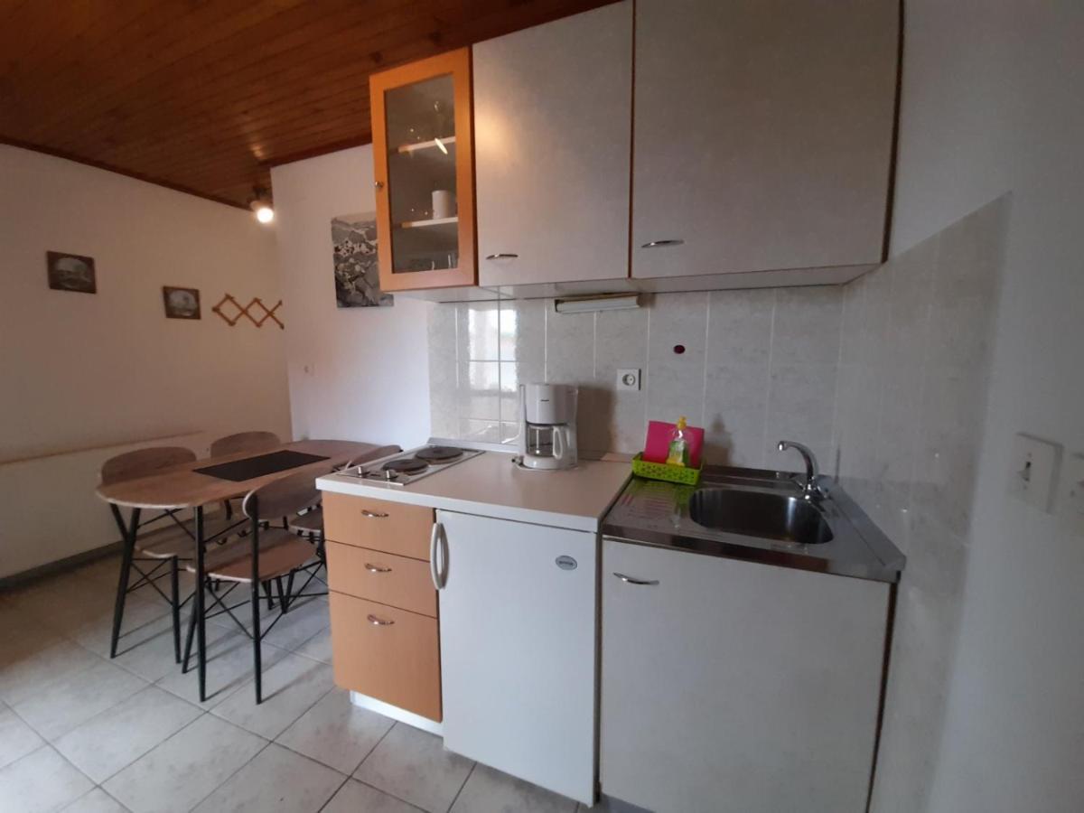 Apartment Tariba Supetarska Draga Exterior photo