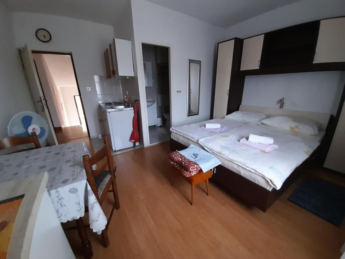 Apartment Tariba Supetarska Draga Exterior photo